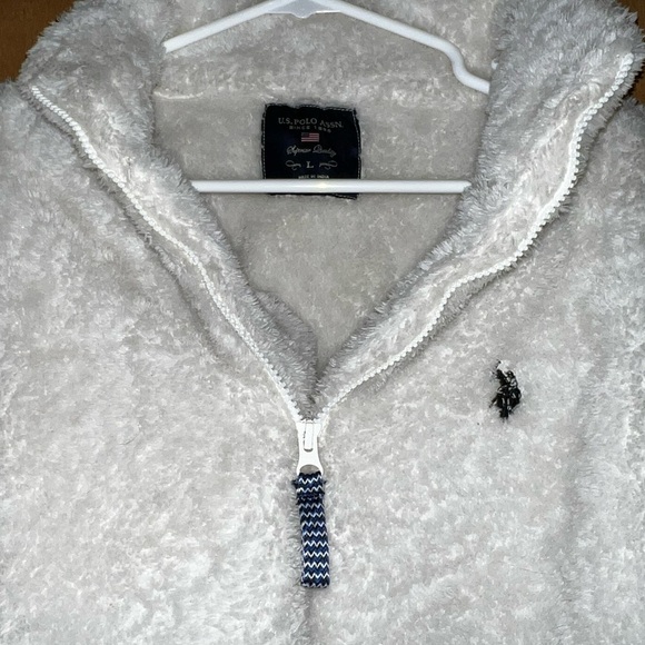 U.S. Polo Assn Women’s Cropped Sherpa Fleece Quarter Zip Pullover Sweatshirt L - Picture 5 of 13